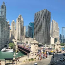 a city with tall buildings related to Exploring Bed Bath and Beyond Chicago Ridge: A Shopper's Paradise