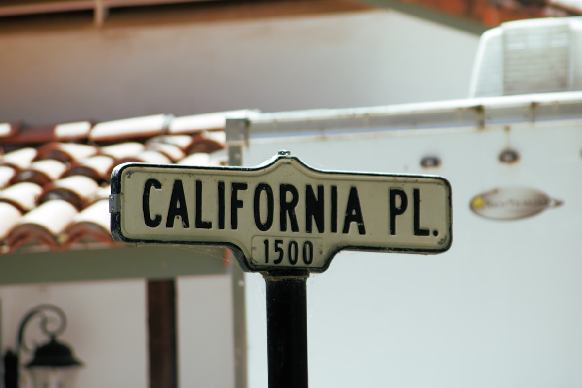 a close up of a sign related to The Grandeur of California King: Unpacking its Massive Size