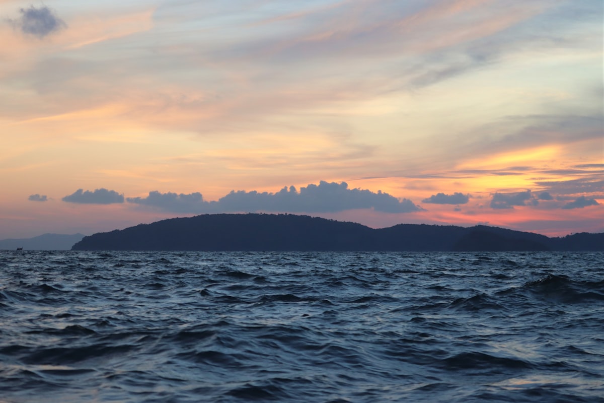 a small island in the middle of a large body of water related to Discover the Charm of Long Island: A Comprehensive Guide to Bed and Breakfasts