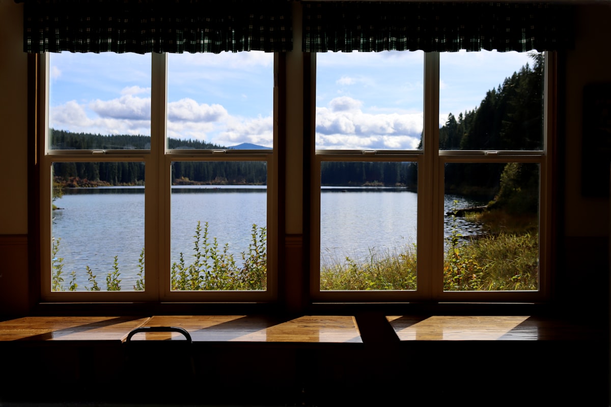 A view of clear lake.  related to Exploring the Charm of Bed and Breakfasts in Oregon