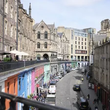 Colorful Victoria Street in Edinburgh related to Charming Stays in Edinburgh: A Cozy Escape