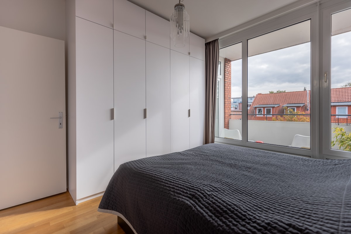 High quality made to measure wardrobe from Pickawood. related to Maximize Space with Stylish Loft Beds Featuring Storage Options