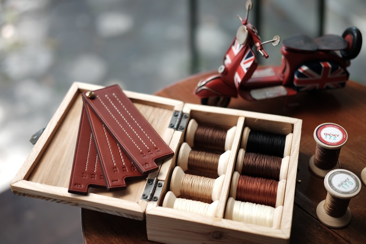 Leathercraft Threads related to DIY Wooden Valance Box