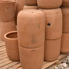 Macetas de barro terracota de gran tamaño ideales para decoración de jardines related to Cozy Up with Large Clay Chimineas for Sale