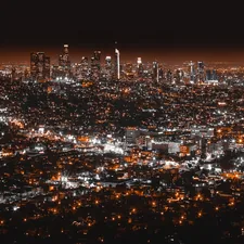 Night Los Angeles related to Subtleties of a Dreaming City: How The City Transformed The Art of Bedding