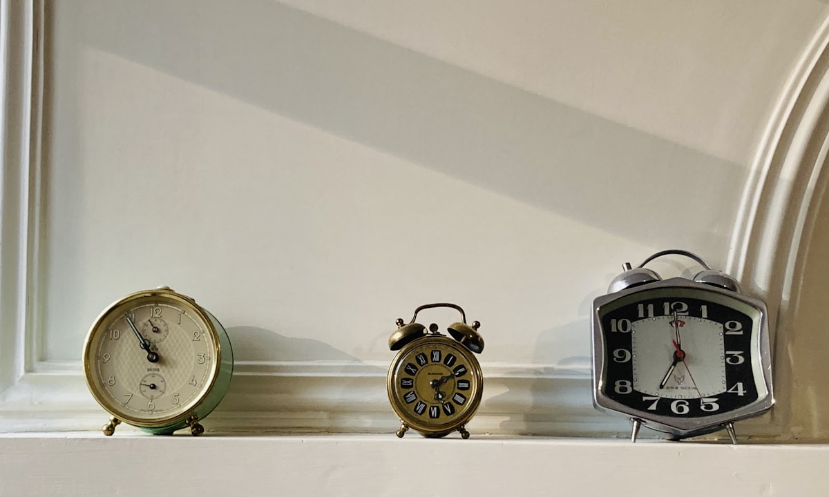Old clocks 
Old time
 related to The Ultimate Guide to Clocks from Bed Bath & Beyond