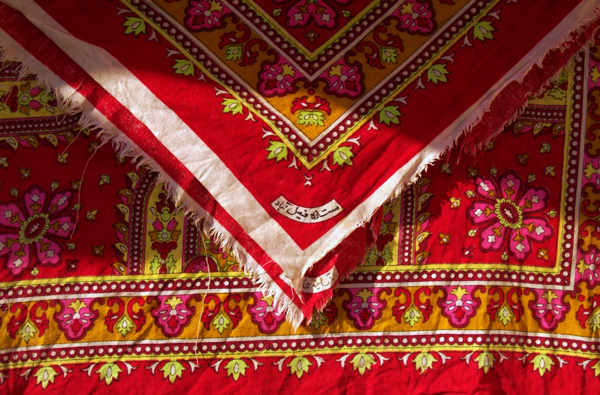 "Pona" means red small curtain which we use for cover bread in Pakistan. related to Transform Your Bedroom with Exquisite Indian Print Bedding