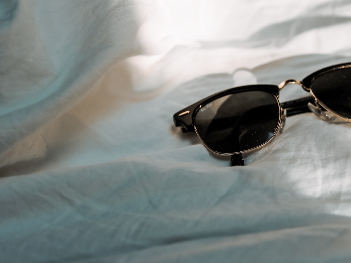 Sunglasses related to The Ultimate Guide to Tanning Bed Goggles