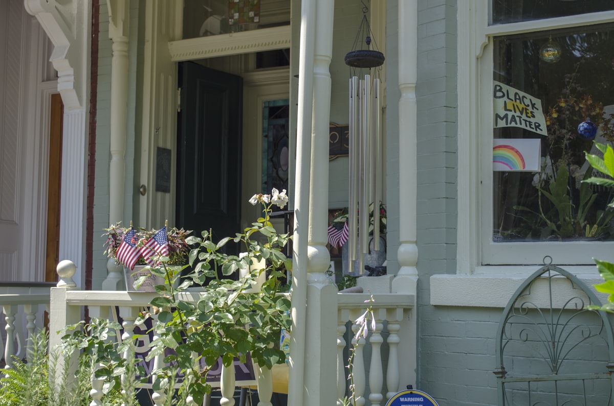 Window sign Black Lives Matter in Richmond, VA related to Experience the Charm of the Old Dominion: A Guide to Bed and Breakfasts in Virginia