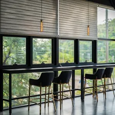 www.fotoglab.com
@rawkkim related to Elevate Your Cafe's Ambiance with Stylish Valance Curtains