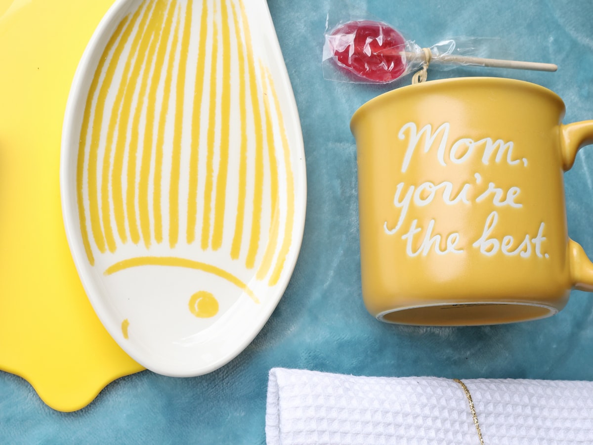 yellow lover gifts items, holiday gift set with mug and fish plate related to Brighten Up Your Kitchen with Yellow Valances