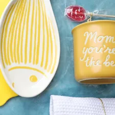 yellow lover gifts items, holiday gift set with mug and fish plate related to Brighten Up Your Kitchen with Yellow Valances